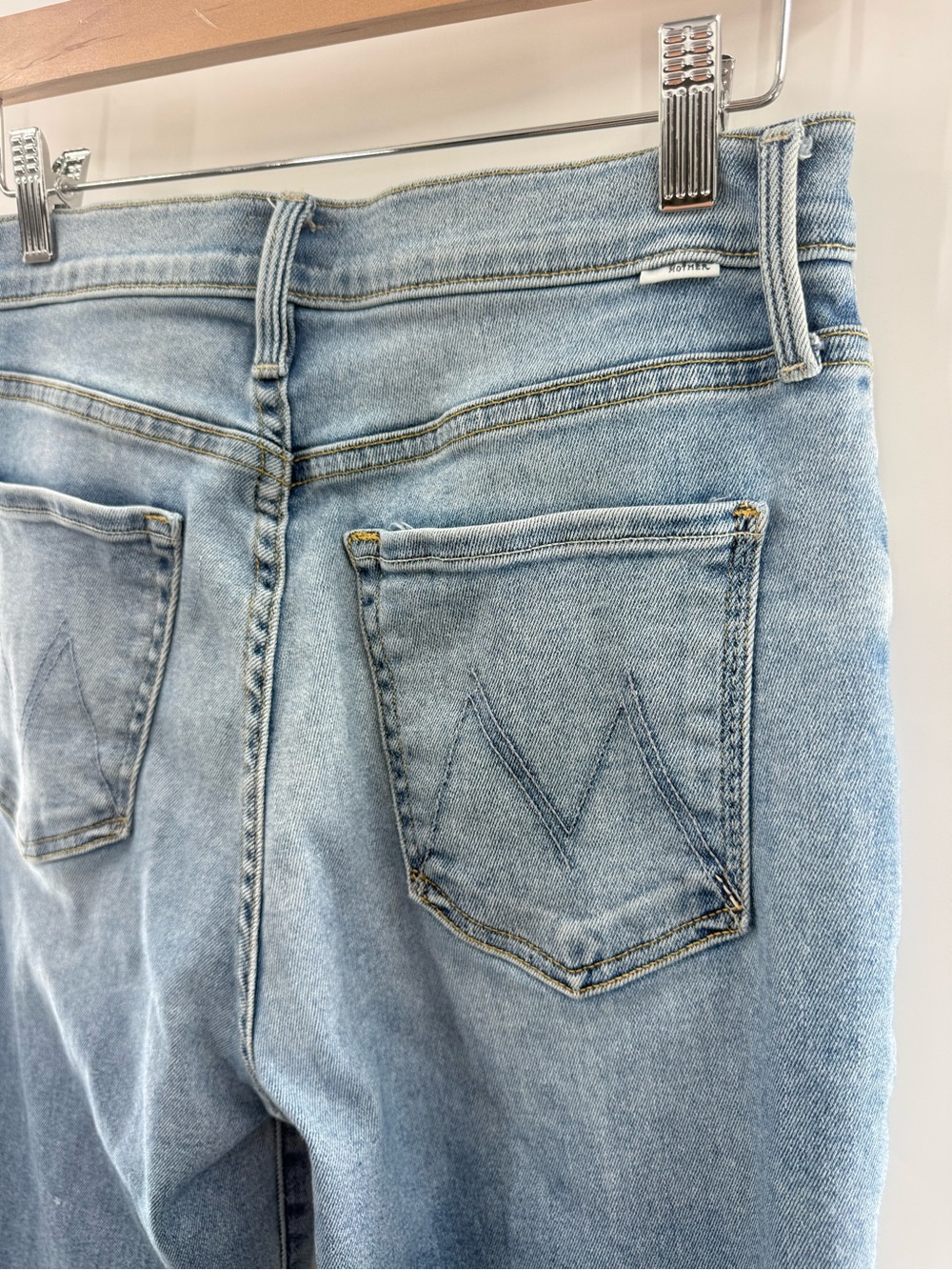Mother The Rambler Preppy High Waisted Zip Ankle Jeans in Country Line Wash 26 - Picture 6 of 16